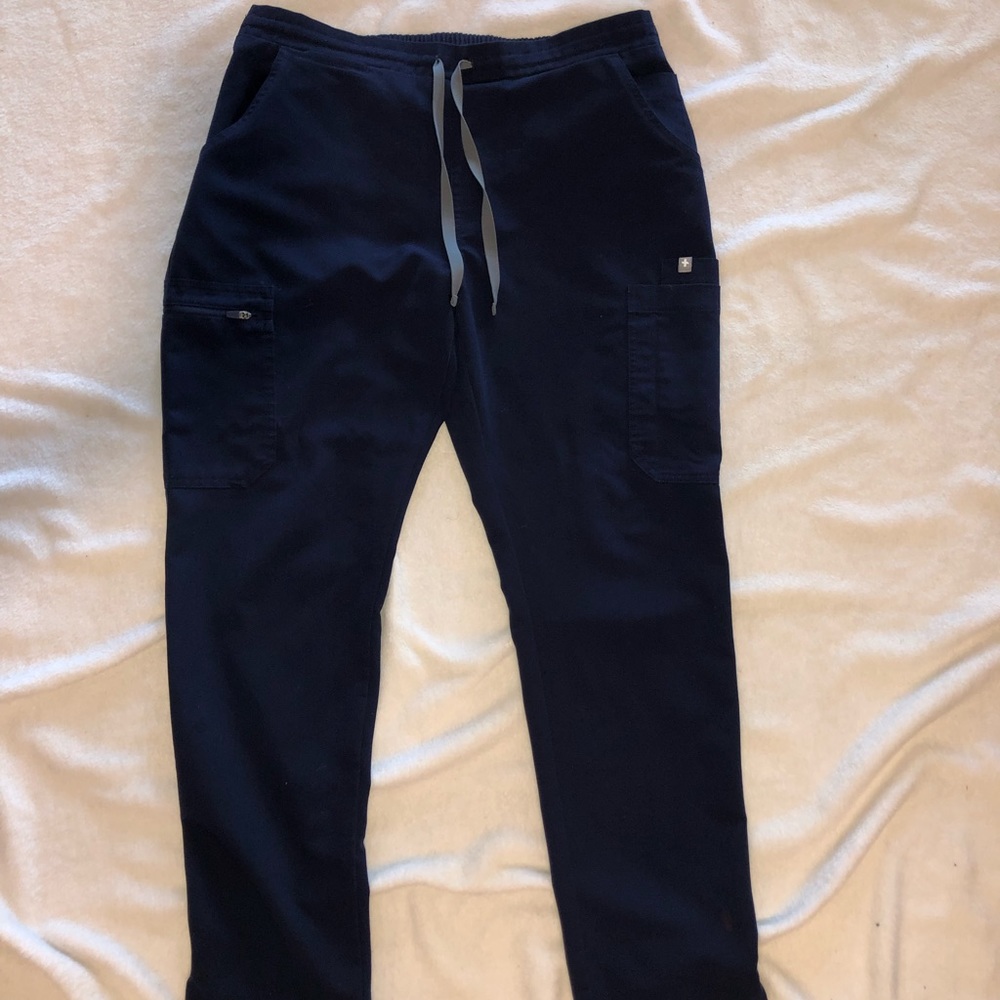 Figs Women's Navy Yola Skinny Scrub Pants